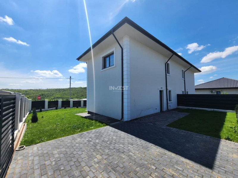 Duplex 4 camere, 2 bai , VALEA ADANCA