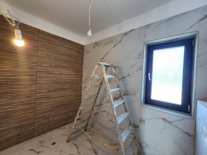 Duplex 4 camere, 2 bai , VALEA ADANCA