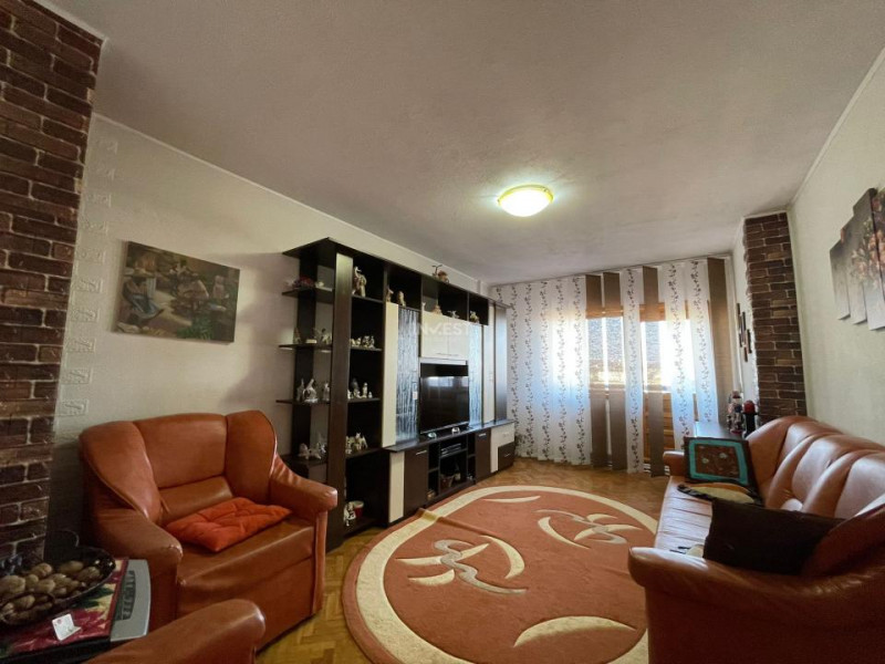 Apartament 4 camere, decomandat, zona Pacurari - Esplanada, Iasi 