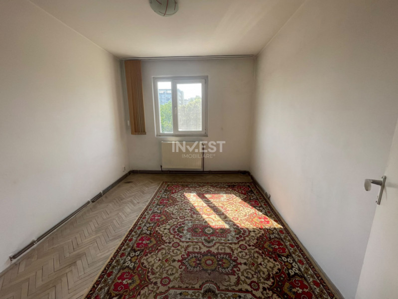 Apartament 3 camere-70 mp-Podu Ros-bloc fara risc