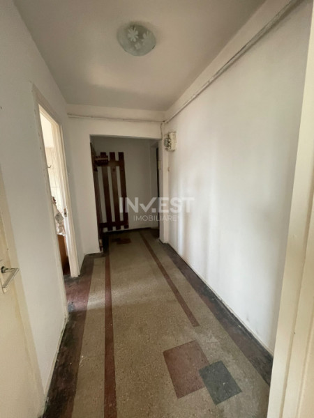 Apartament 3 camere-70 mp-Podu Ros-bloc fara risc