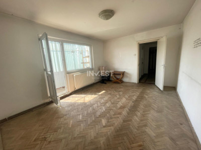Apartament 3 camere-70 mp-Podu Ros-bloc fara risc