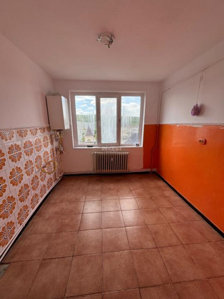 Apartament 3 camere-decomandat-Bld Alexandru cel Bun
