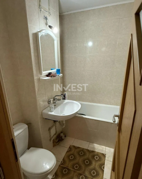 Apartament 2 camere decomandat - Podul de Fier