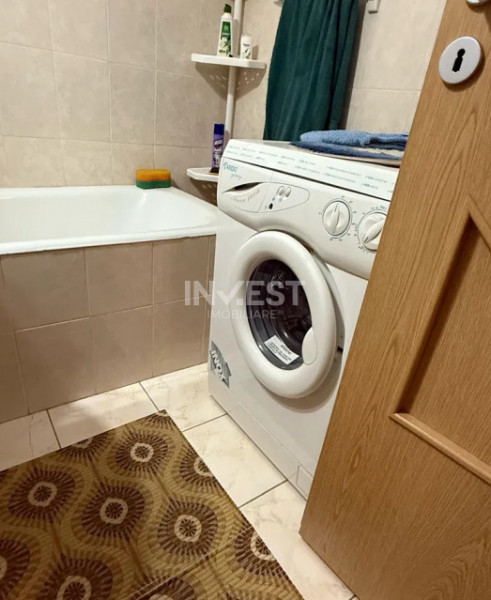 Apartament 2 camere decomandat - Podul de Fier
