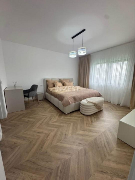 Casa cu 4 camere , Valea Ursului-Vorovesti , pozitie buna