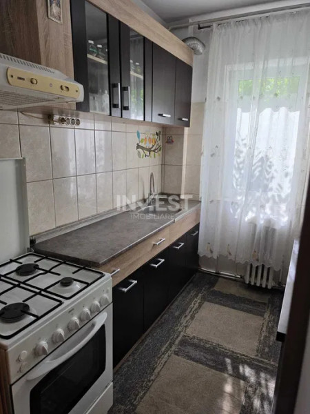 De vanzare! 2 camere zona Pacurari - Munca Invalizilor, Pacurari 