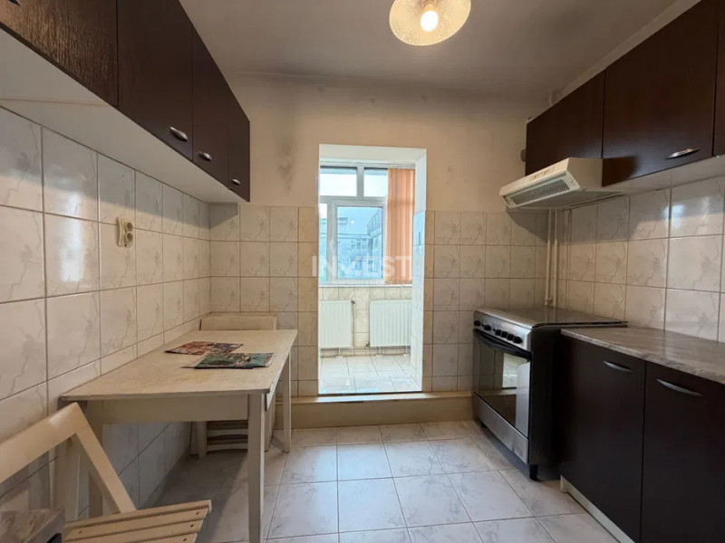 Apartament 2 camere, decomandat, zona Nicolina, Prima statie, Iasi
