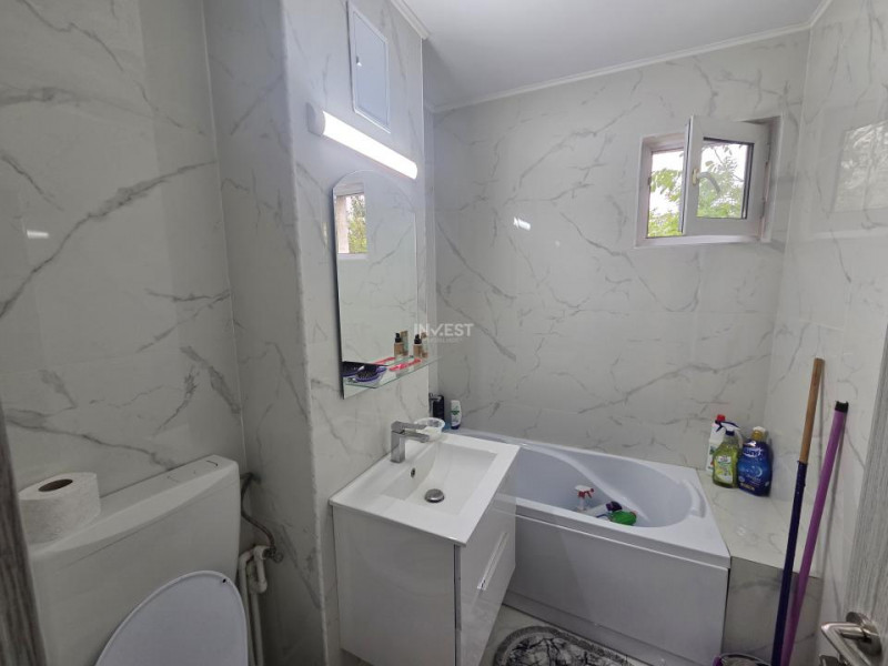 Apartament 3 camere-Decomandate-Mircea cel Batran