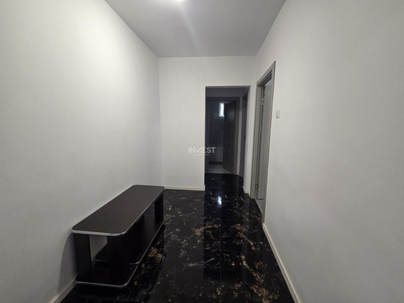 Apartament 3 camere-Decomandate-Mircea cel Batran