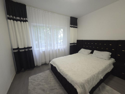Apartament 3 camere-Decomandate-Mircea cel Batran