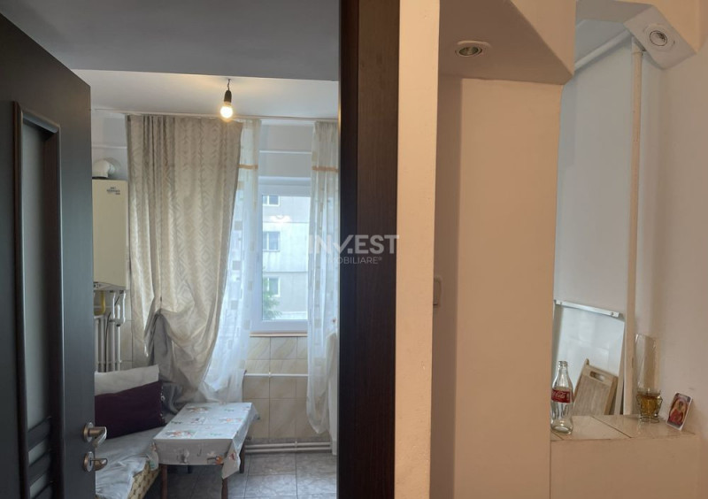 Apartament de 3 camere-etaj 3-Zimbru