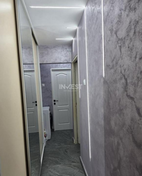 Apartament 3 camere-Zimbru