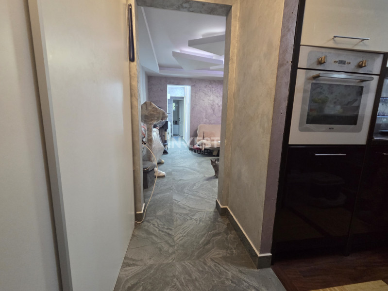 Apartament 3 camere-Zimbru
