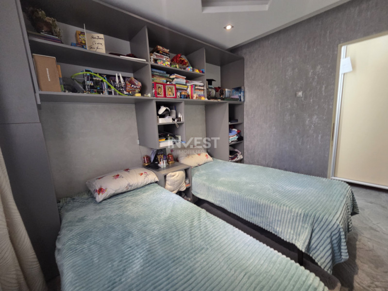 Apartament 3 camere-Zimbru