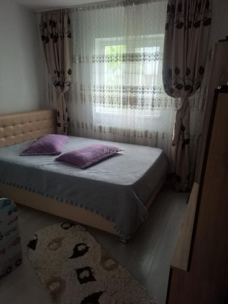 Apartament 3 Camere-etaj intermediar-Metalurgie