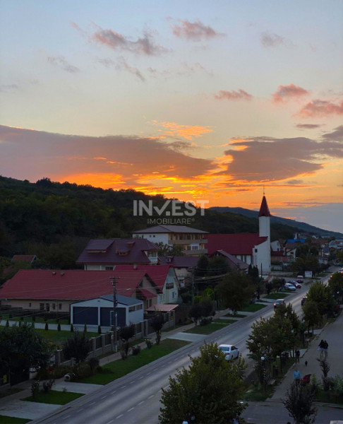 Apartament 3 camere decomandat-Tomesti-71 mp-bloc reabilitat