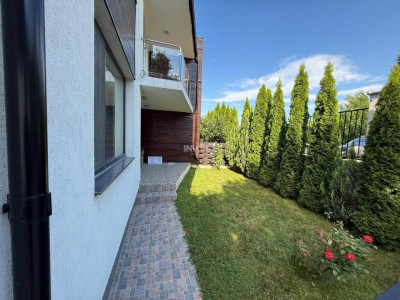 Casă tip duplex, liberă, mutare imediată — Rond Păcurari, Iași