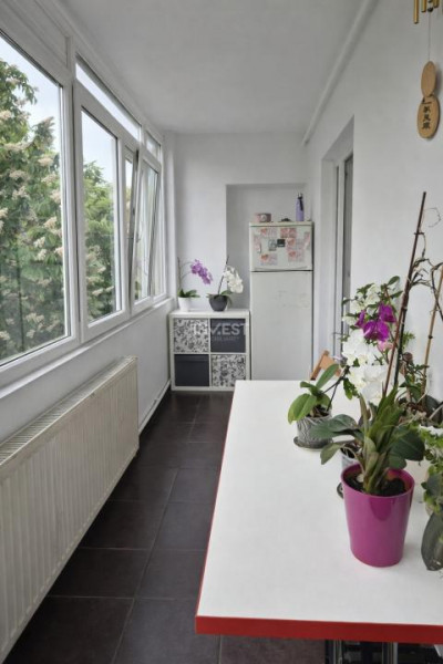 Apartament 3 camere decomandat – Nicolina 2 - 76,29 mp - renovat