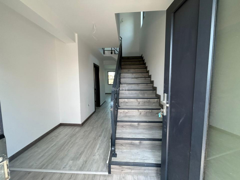 Vilă cu 4 camere Valea Lupului-Iași