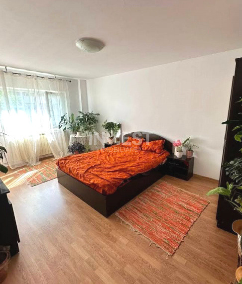 Apartament cu 1 cameră decomandat - etaj 1 - zona Gării Internaționale