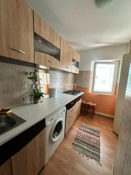 Apartament cu 1 cameră decomandat - etaj 1 - zona Gării Internaționale