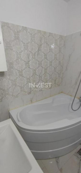 Apartament 3 camere-2 bai-76 mp-etaj 3