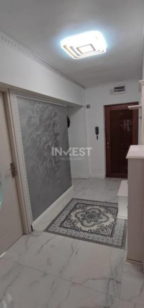 Apartament 3 camere-2 bai-76 mp-etaj 3
