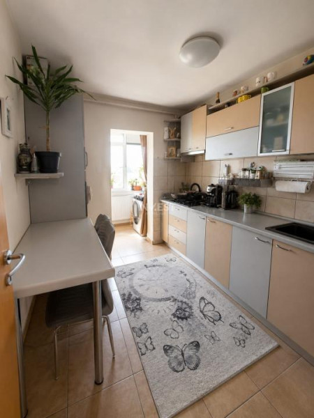 Apartament 1 camera-etaj intermediar-Metalurgie