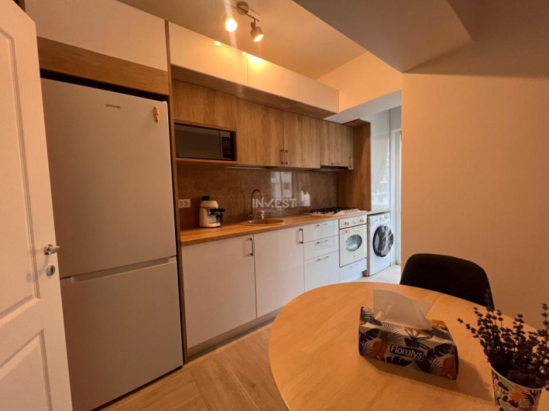 Apartament 3 Camere-etaj intermediar-Tătărași