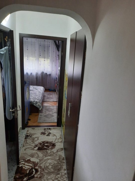 Podu Ros apartament 2 cam Decomandat 