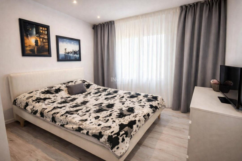 Renovat 2024 • 2 camere decomandat • Nicolina • 79.000 €