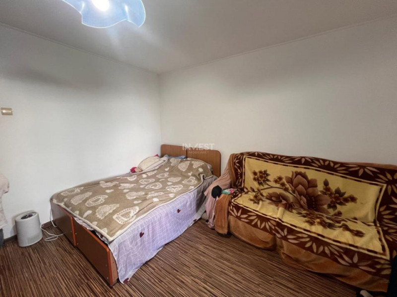 Garsoniera-etaj intermediar-Tatarasi
