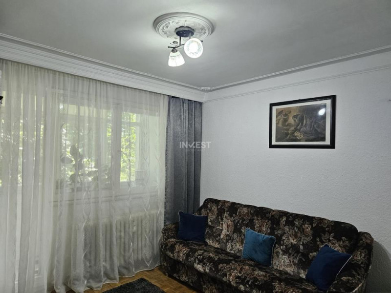 Apartament 3 camere-Podu Ros-etaj 1-67 mp