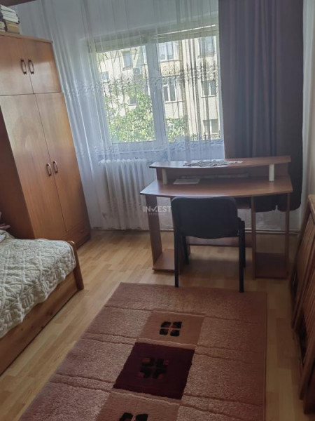 Apartament 4 camere-Etaj 3-Zona Dacia