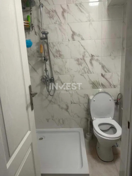 Apartament 4 camere, 98 mp, decomandat, zona Pacurari, Iasi