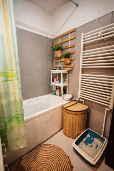 Apartament cu 2 camere decomandat - renovat - Lidl Nicolina