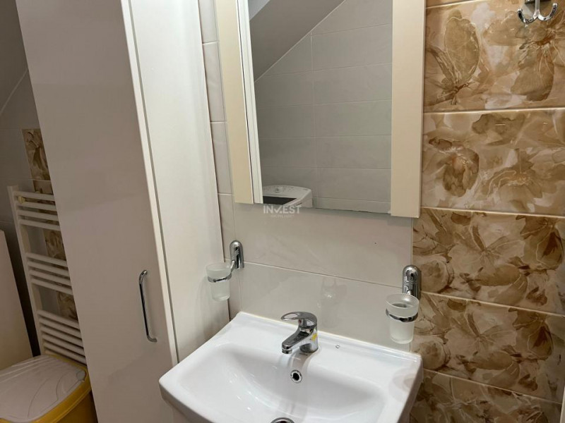 Centru Civic-apartament cu 3 camere Bloc Nou