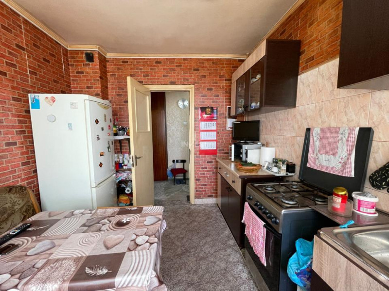Apartament 3 camere, decomandat, zona Gara - BRD, Iasi