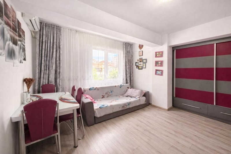 Apartament 2 camere decomandat 51 mp, bloc nou cu lift, Nicolina-CUG