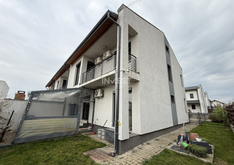 Casă cu 4 camere Central Valea Lupului