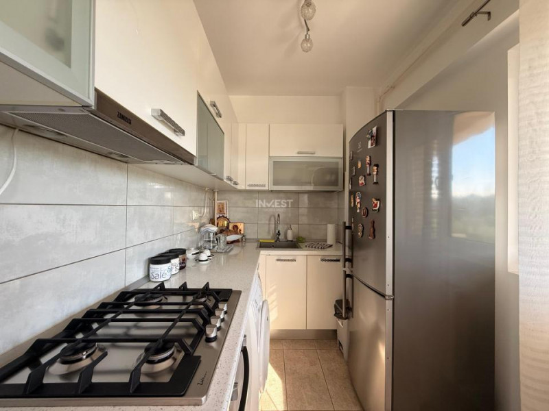 Apartament modern cu 2 camere - 50 MP - garaj privat și boxă - Nicolina CUG