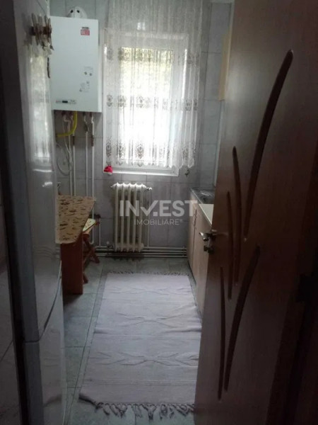 Apartament de vanzare 3 camere, zona Pacurari - Munca Invalizilor, Iasi