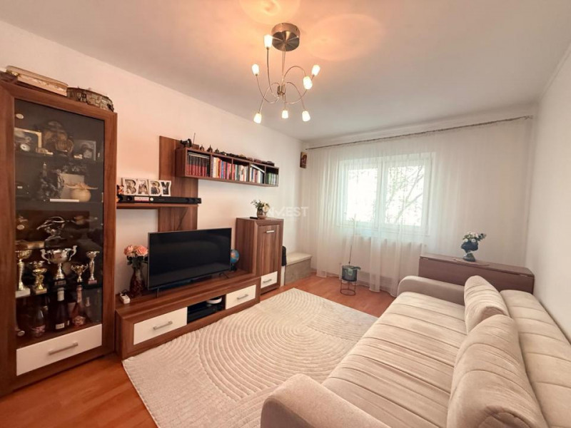 Apartament cu 3 camere - renovat - 61 MPU - Nicolina Lidl