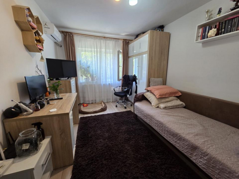 Apartament 3 camere, etaj 3, Dacia