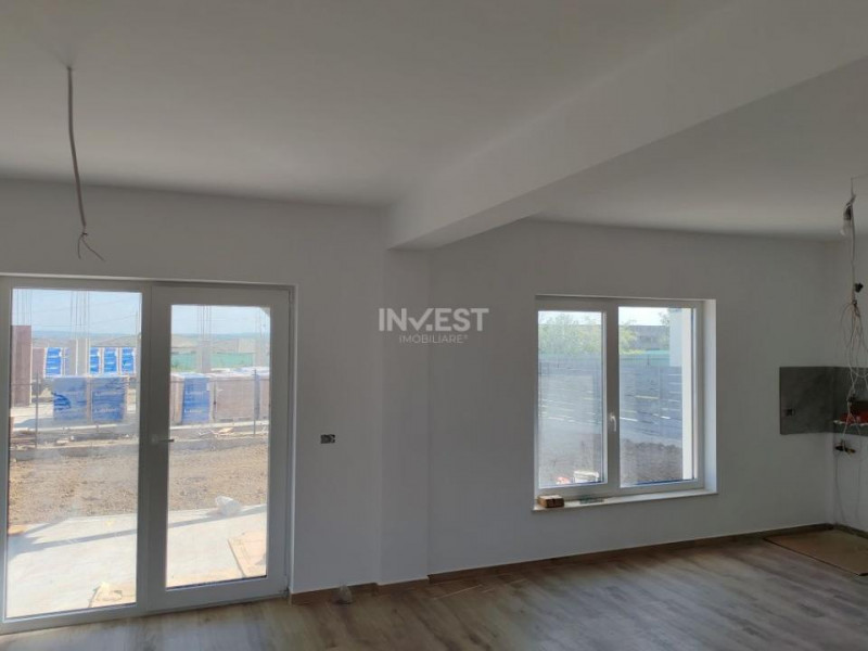 Casă individuală cu 4 camere Valea Lupului-Iași PLACĂ DE BETON! COMISION 0