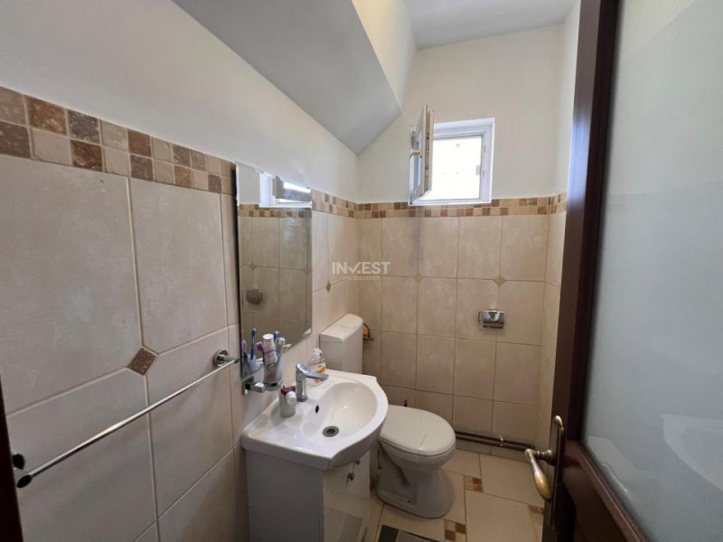 Apartament 4 camere, 2 băi, etaj 1, Tătărași