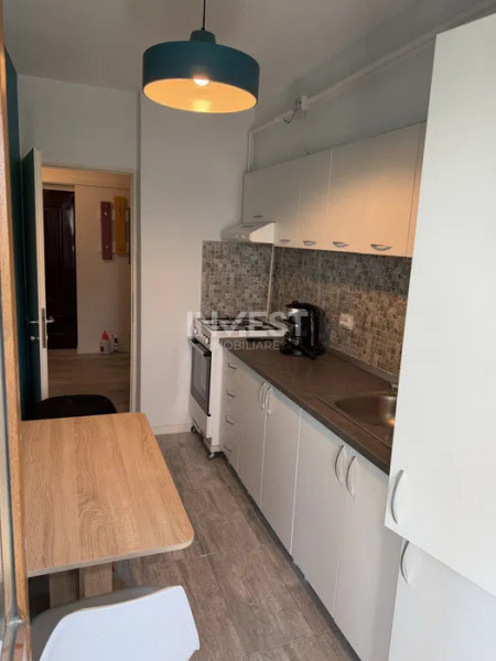 Apartament 1 camera de inchiriat zona Nicolina-Podu Ros