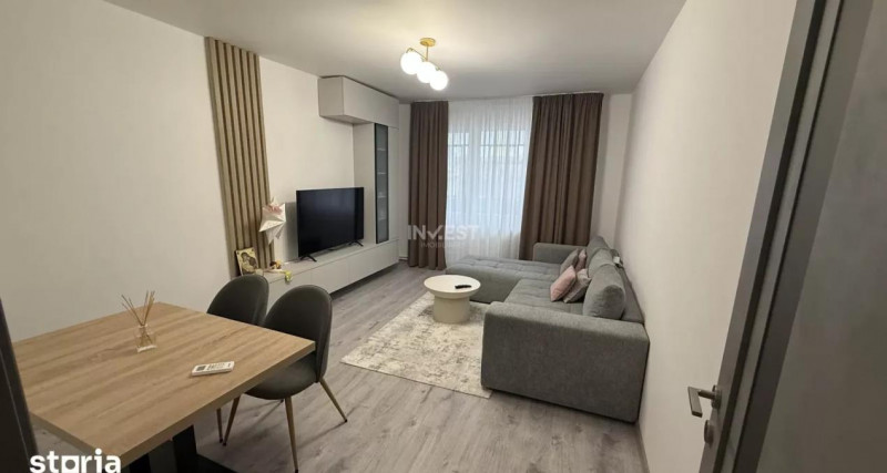 3 camere-Renovate-Alexandru cel bun-Restaurant Rita