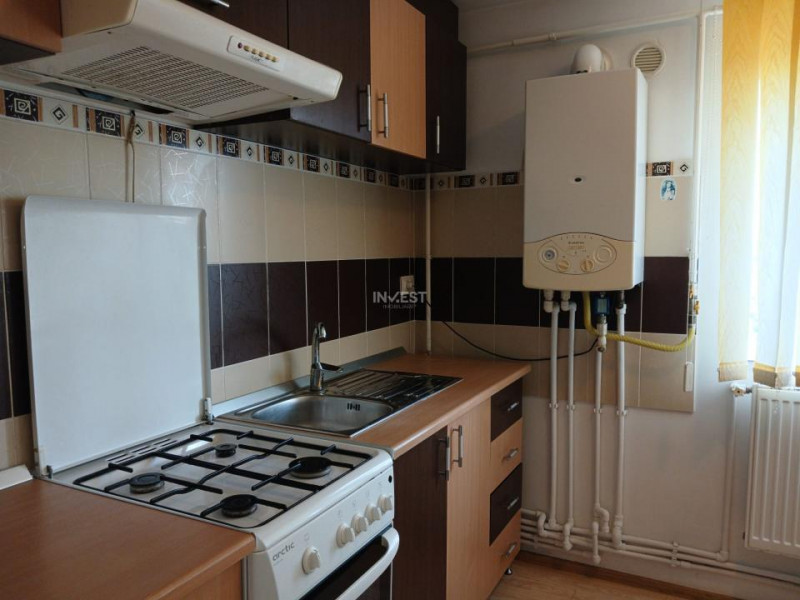Apartament 2 camera de inchiriat zona Nicolina